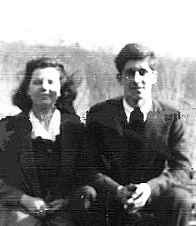 Auntie and Uncle Al at Canal